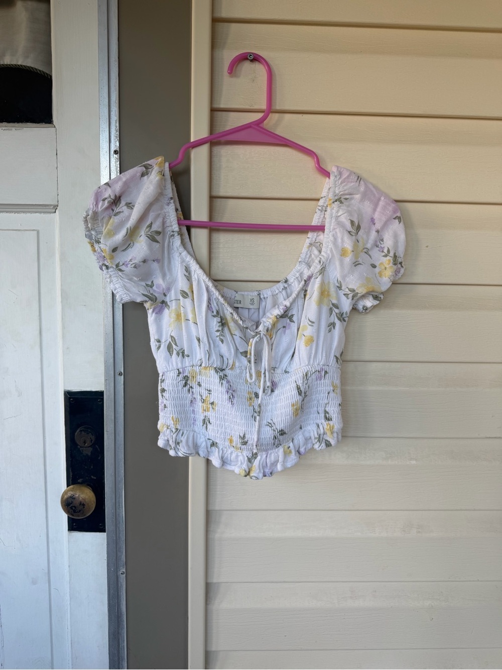 Hollister White Floral Smocked Puff-Sleeve Crop Top with Yellow Accents